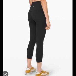 Lululemon Align High Rise Crop 23” black size 4